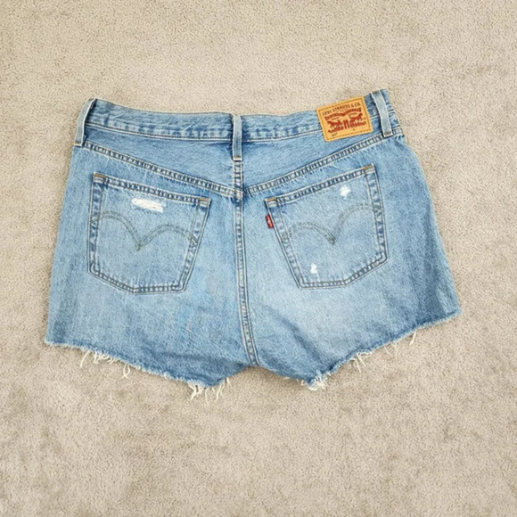 Levi's‎ 501 Womens Light Blue Distressed High Waist Jean Shorts W33  28CT - Picture 2 of 8